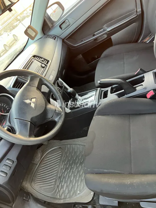 Mitsubishi Lancer 2017 White Used for Sale - 8