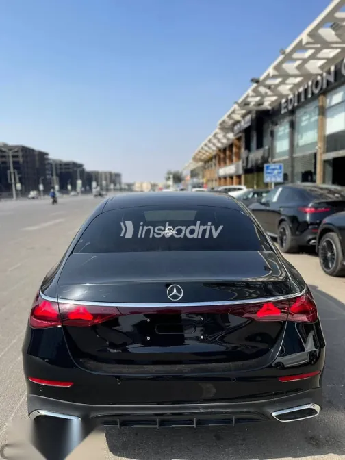 مرسيدس E 200 2026 أسود جديدة للبيع - 2