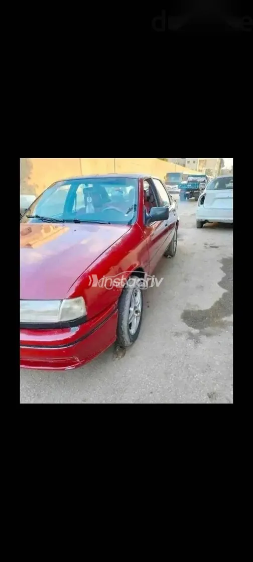 اوبل فيكترا 1995 أحمر مستعملة للبيع - 3