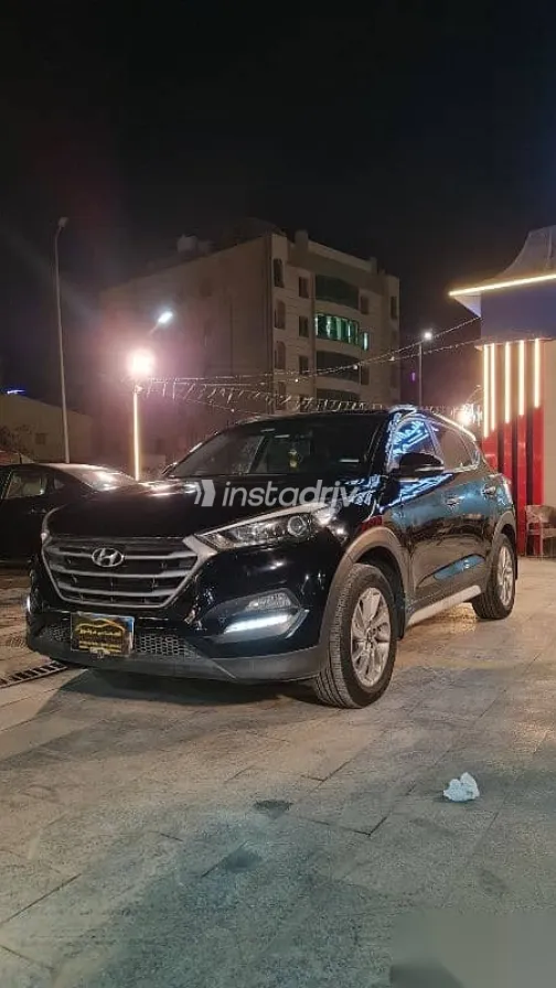 Hyundai Tucson 2018 Black Used for Sale - 2