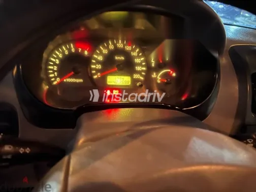 هيونداي فيرنا 2014 فضي مستعملة للبيع - 2