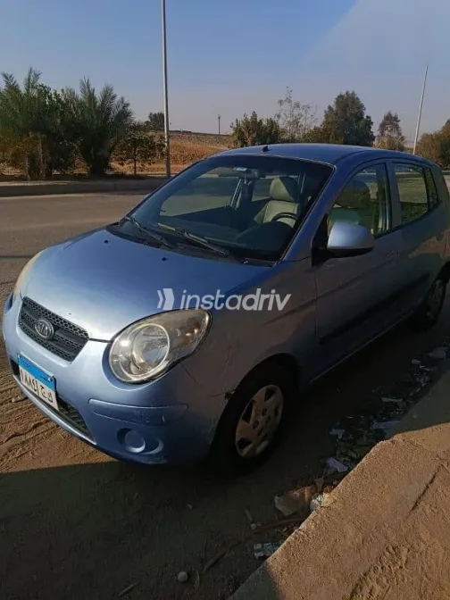 كيا بيكانتو 2010 أزرق غامق مستعملة للبيع - 1