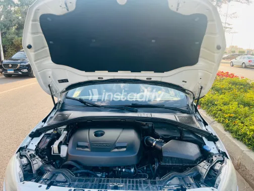 Volvo S60 2018 White Used for Sale - 7