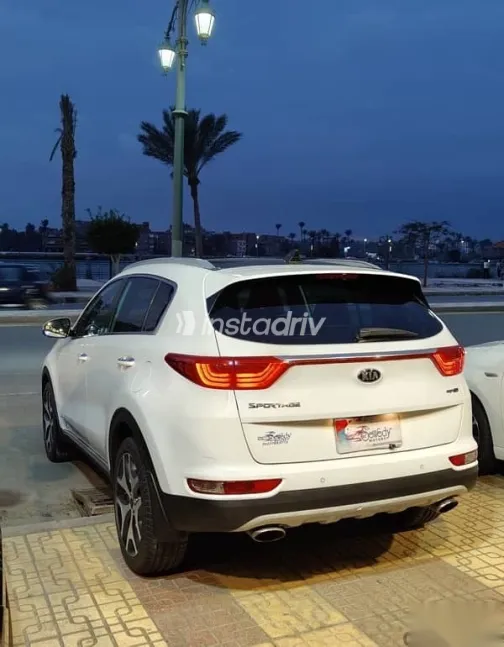 Kia Sportage 2019 White Used for Sale - 5