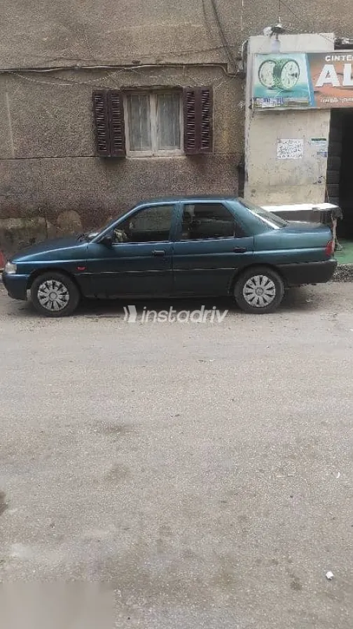 فورد اسكورت 1998 أخضر مستعملة للبيع - 1