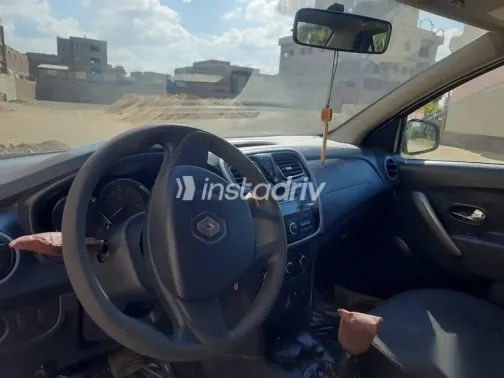 رينو لوجان 2016 فضي مستعملة للبيع - 8