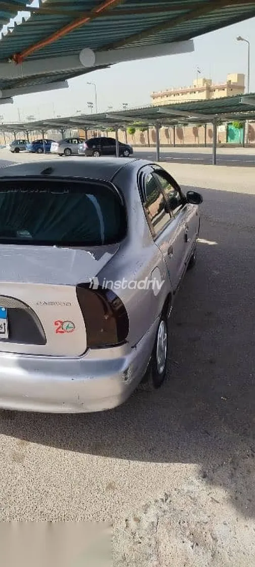 دايو لانوس 2004 فضي مستعملة للبيع - 5