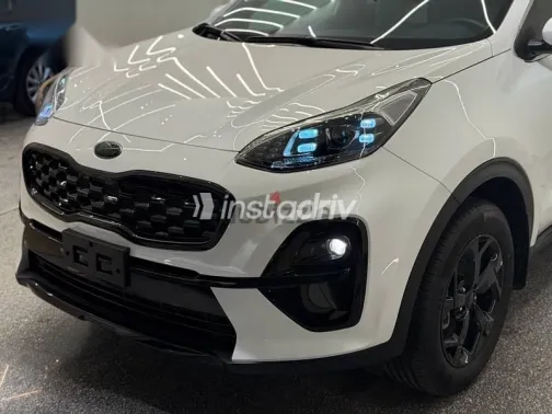 كيا سبورتاج 2022 أبيض جديدة للبيع - 1