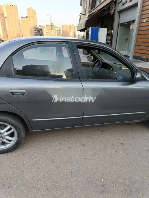Daewoo Nubira 1999 Silver Used for Sale - 1