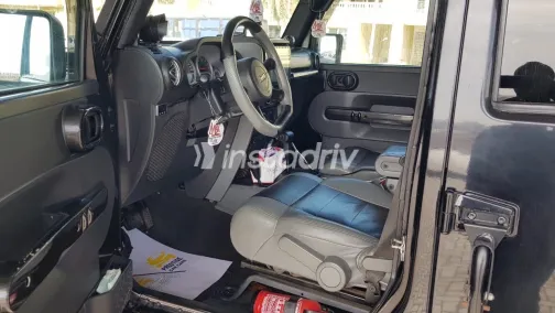 Jeep Wrangler 2010 White Used for Sale - 7