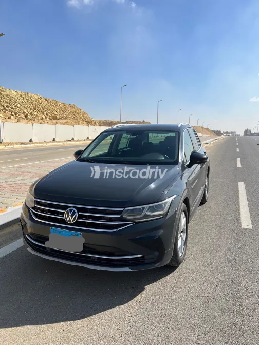 فولكس فاغن تيجون 2021 أبيض مستعملة للبيع - 5