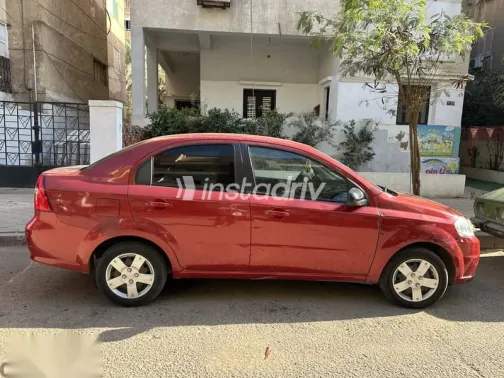 Chevrolet Aveo 2015 Red Used for Sale - 1