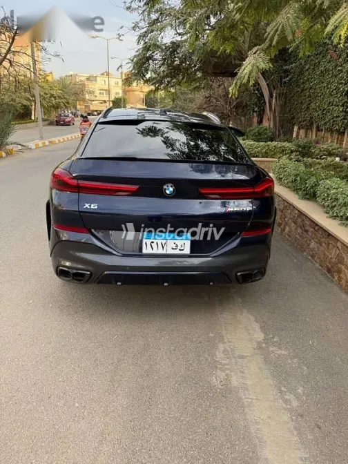 بي ام دبليو X6 2025 أزرق غامق مستعملة للبيع - 4