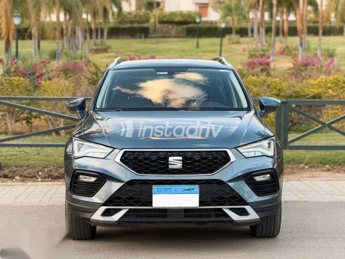 Seat Ateca 2022 Gray Used for Sale - 2
