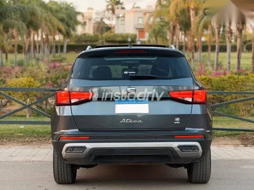 Seat Ateca 2022 Gray Used for Sale - 4