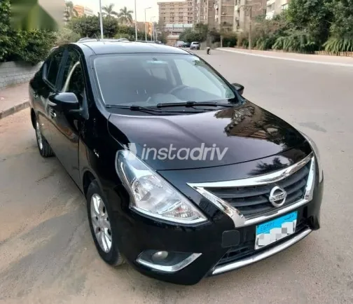 نيسان صنى 2023 أسود مستعملة للبيع - 4