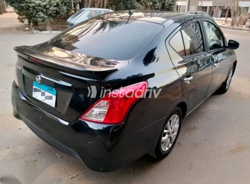 نيسان صنى 2023 أسود مستعملة للبيع - 7