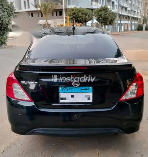 نيسان صنى 2023 أسود مستعملة للبيع - 8