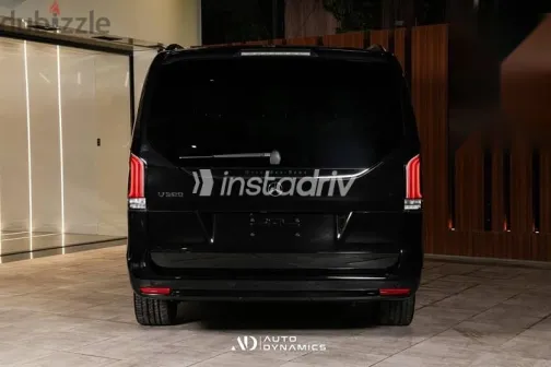 مرسيدس 300 2026 أسود جديدة للبيع - 3