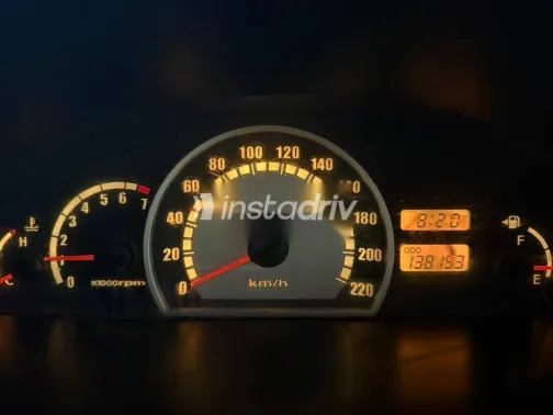 هيونداي ماتريكس 2002 فضي مستعملة للبيع - 9