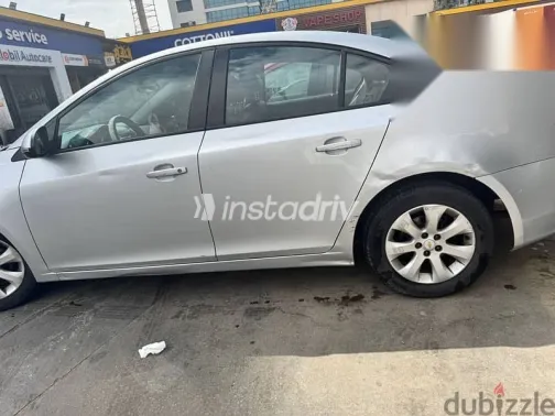 شيفروليه كروز 2016 فضي مستعملة للبيع - 4