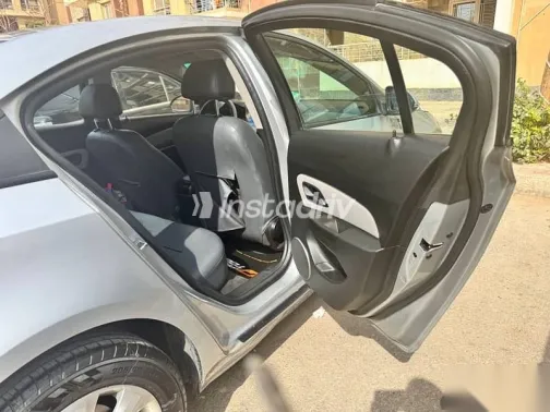 شيفروليه كروز 2016 فضي مستعملة للبيع - 7