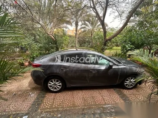 مازدا 3 2019 رمادي مستعملة للبيع - 4