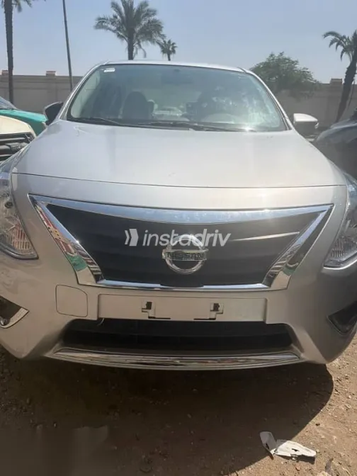 نيسان صنى 2026 فضي جديدة للبيع - 1