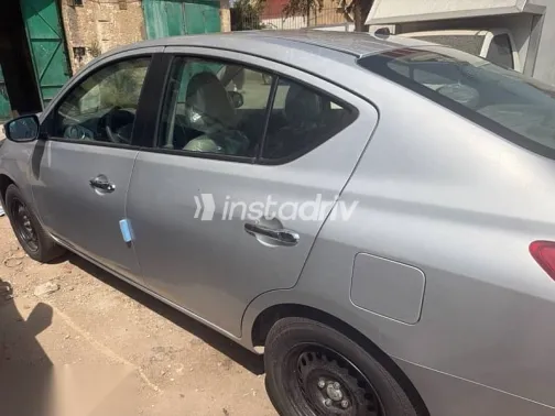 نيسان صنى 2026 فضي جديدة للبيع - 4