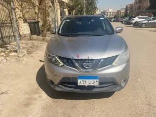 نيسان قشقاي 2017 فضي مستعملة للبيع