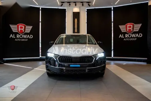 سكودا اوكتافيا 2026 أسود جديدة للبيع - 2