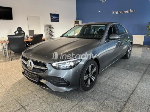 مرسيدس C 180 2025 أبيض مستعملة للبيع - 1