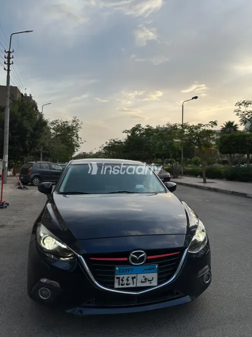 Mazda 3 2017 White Used for Sale - 8