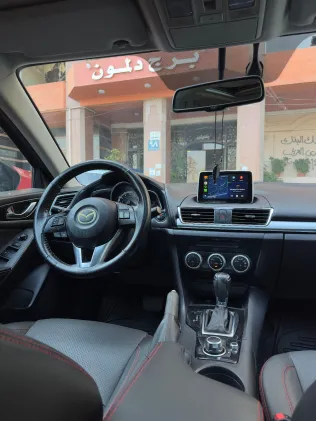 مازدا 3 2017 أبيض مستعملة للبيع