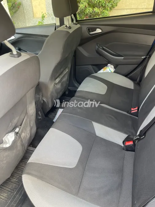 فورد فوكس 2014 أبيض مستعملة للبيع - 2