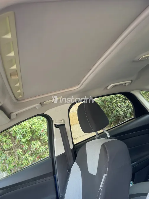 فورد فوكس 2014 أبيض مستعملة للبيع - 4