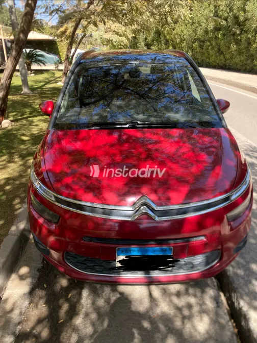 سيتروين c4 جراند بيكاسو 2016 أبيض مستعملة للبيع - 2