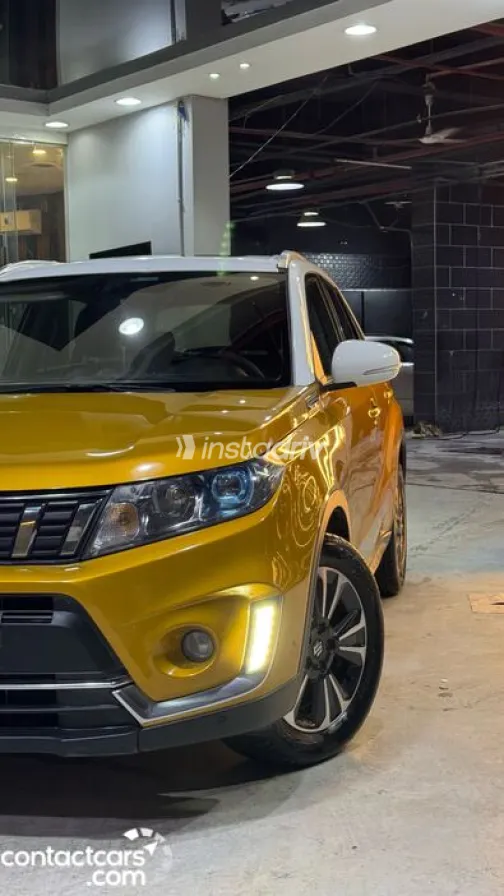 Suzuki Vitara 2021 White Used for Sale - 3