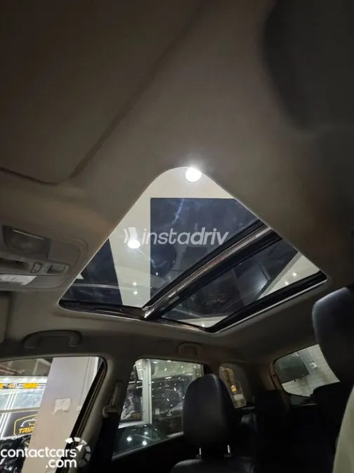 Suzuki Vitara 2021 White Used for Sale - 6