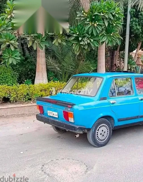 فيات 128 1984 أزرق غامق مستعملة للبيع - 2