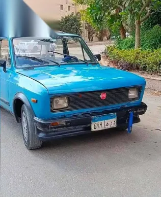 فيات 128 1984 أزرق غامق مستعملة للبيع
