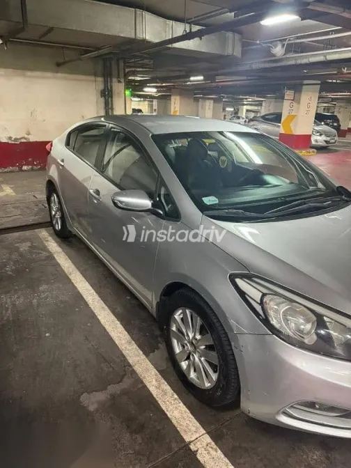 Kia Cerato 2015 Silver Used for Sale - 1