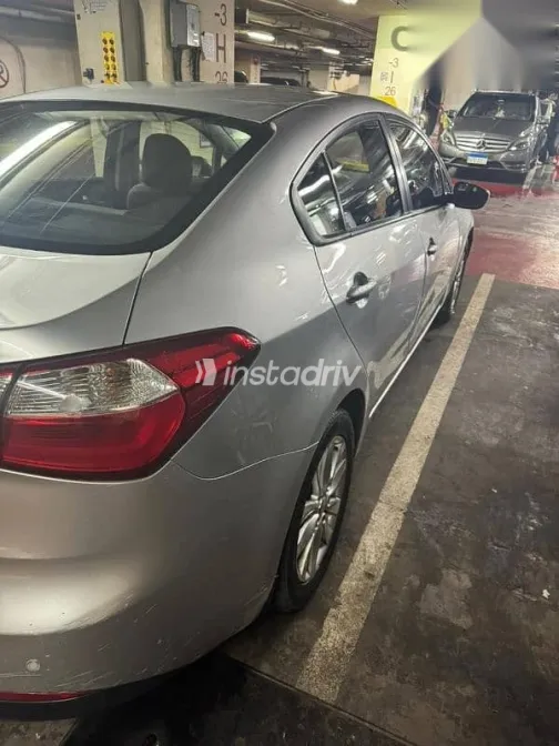 Kia Cerato 2015 Silver Used for Sale - 2
