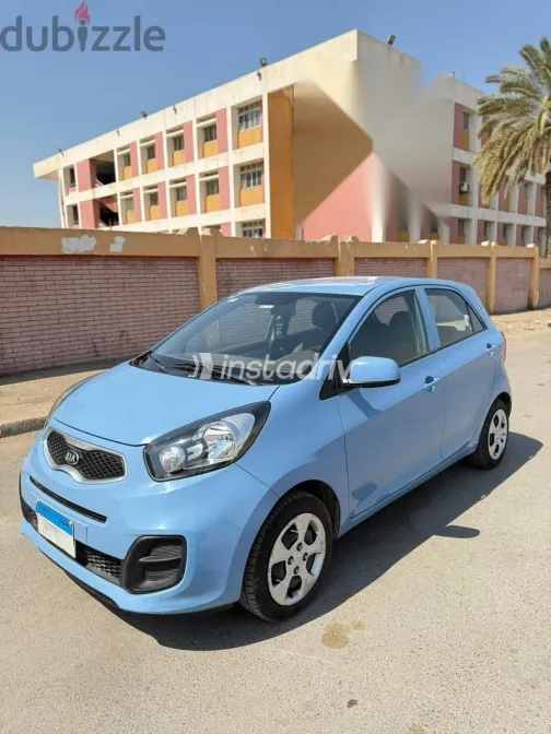كيا بيكانتو 2015 أزرق غامق مستعملة للبيع - 3