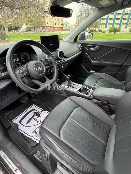 Audi Q2 2024 Gray Used for Sale - 4