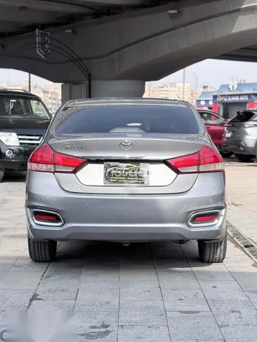 تويوتا بيلتا 2022 رمادي مستعملة للبيع - 7