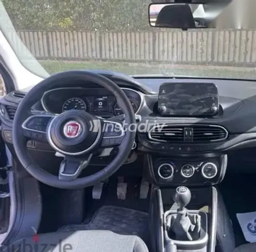 فيات تيبو 2024 فضي مستعملة للبيع - 2