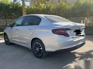 فيات تيبو 2024 فضي مستعملة للبيع