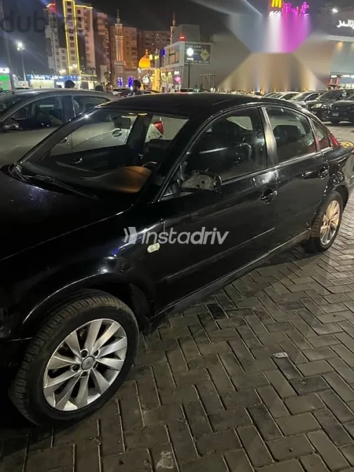 Volkswagen Passat 2000 Black Used for Sale - 5