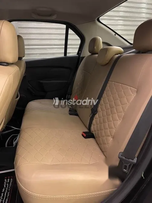 Renault Logan 2022 Black Used for Sale - 9